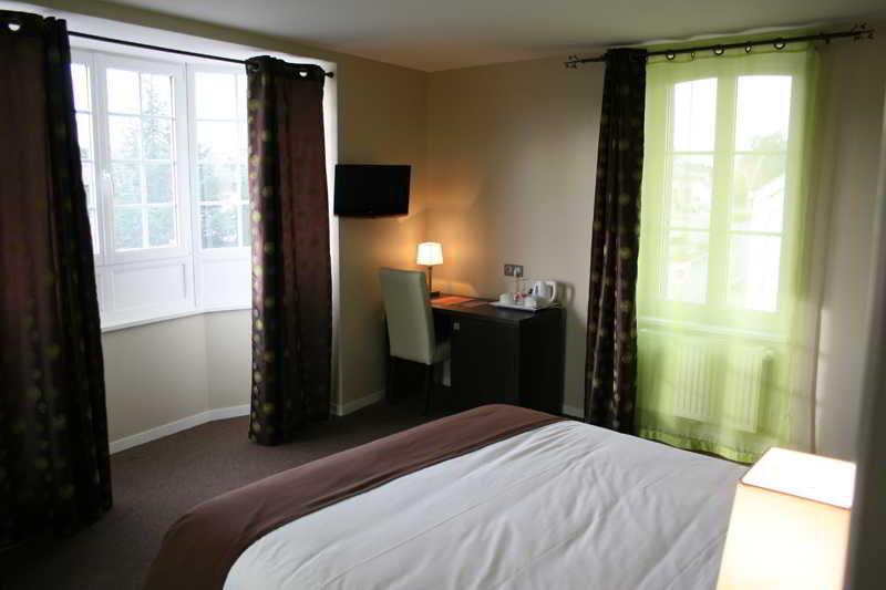 Logis Hotel Restaurant L'Auberge Normande Carentan Exterior photo